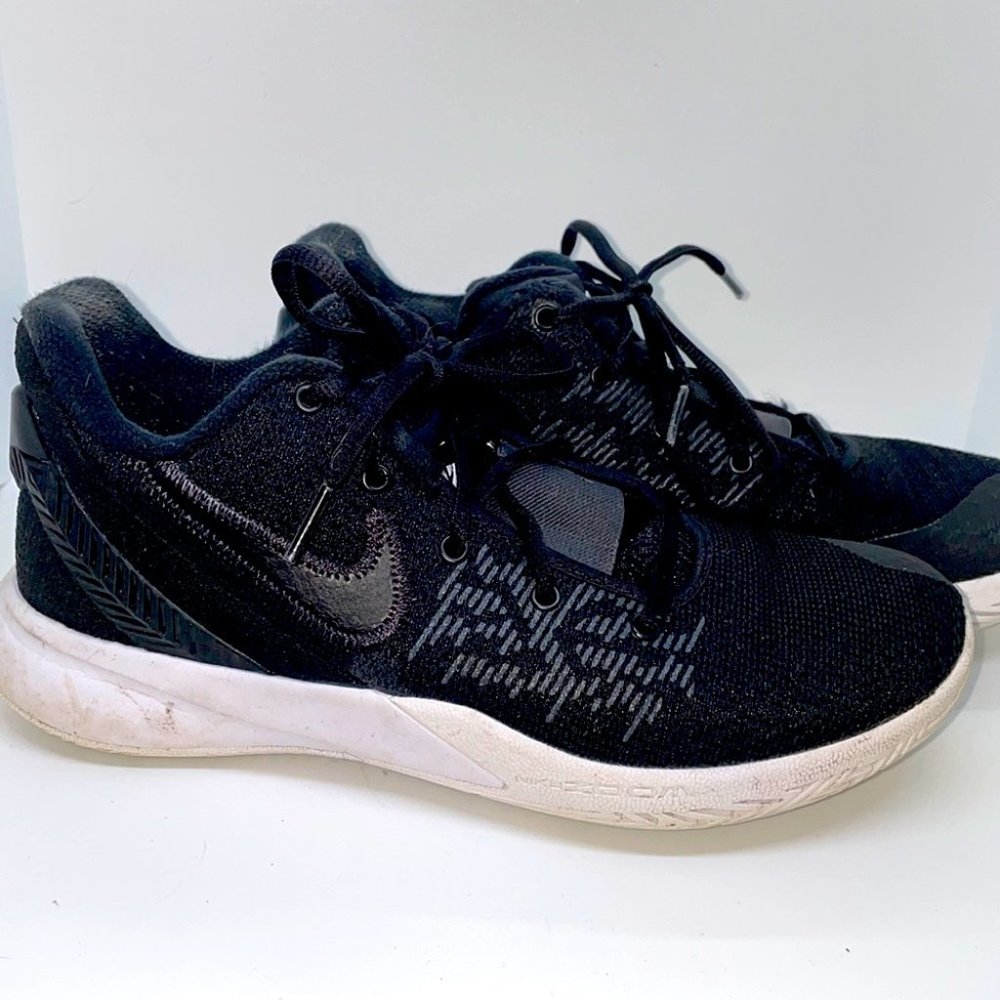 Nike Air Zoom-Type SE Black White Sneakers Men’s/Women’s 7.5